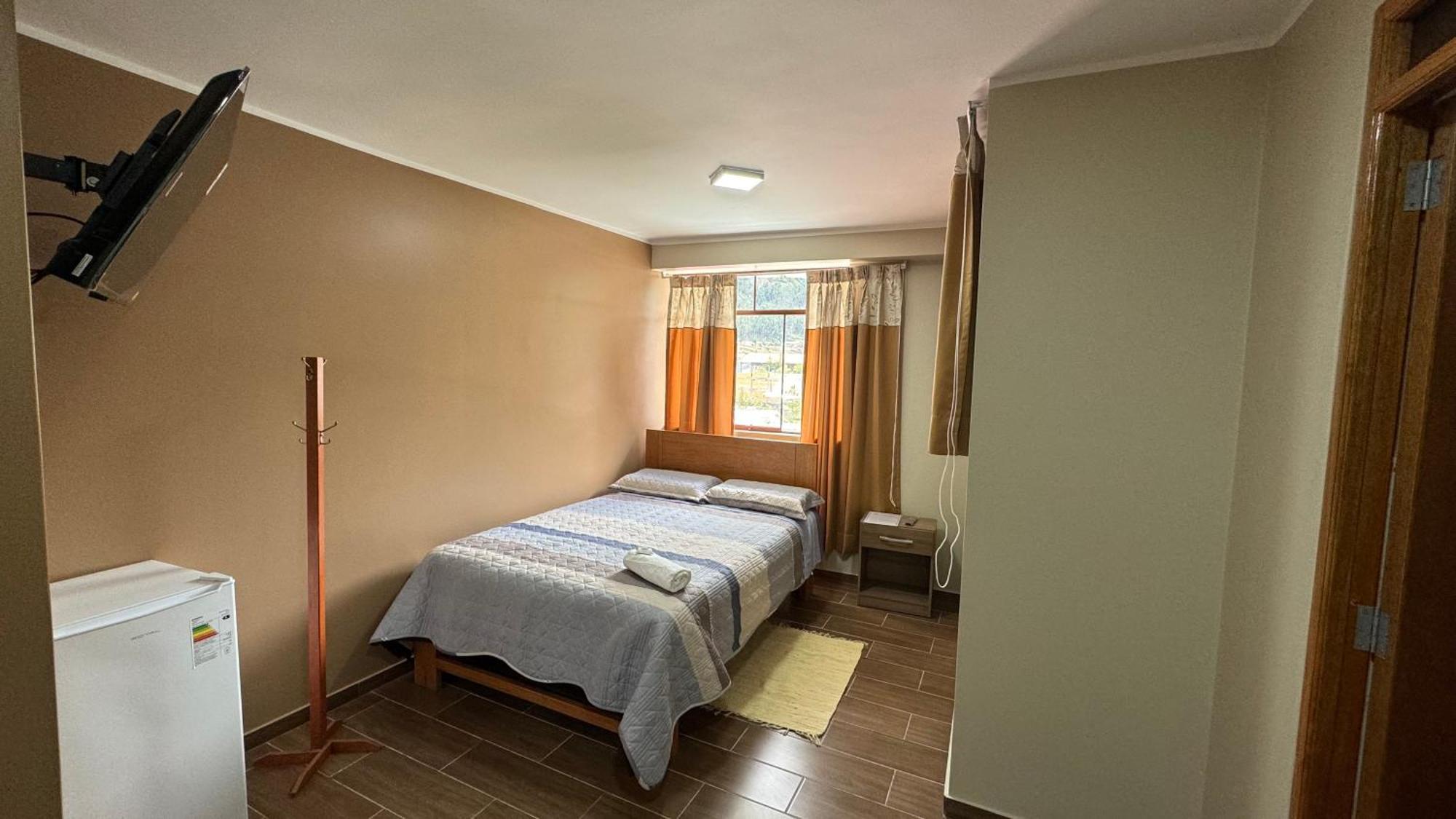 Hostal Tinkoj Chavin de Huantar ภายนอก รูปภาพ